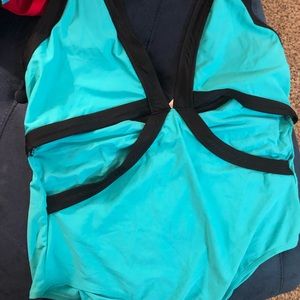 GENTLY USED FOREVER 21 3X SUPER SEXY BATHING SUIT